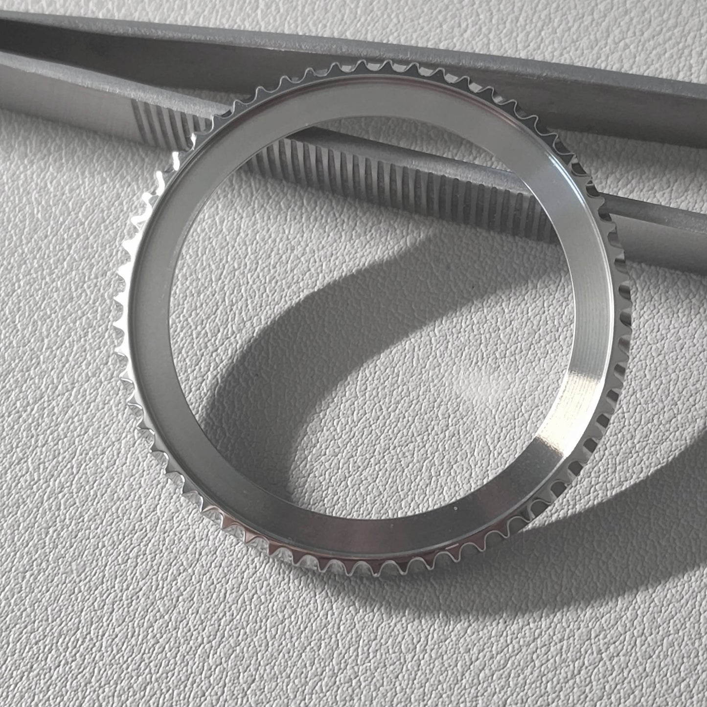 SUB Bezel / Polished top & Brushed side