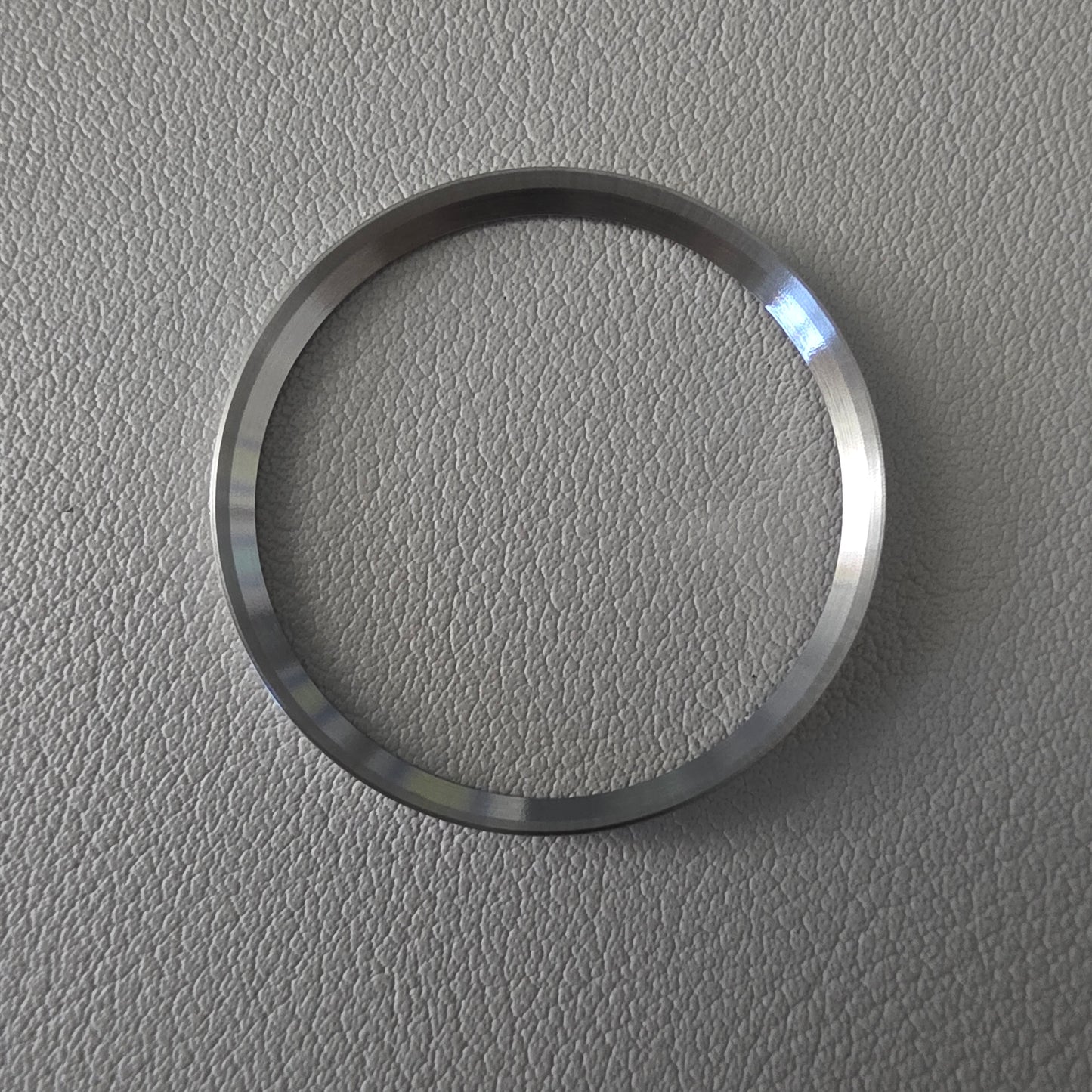 Angled Plain / Brushed