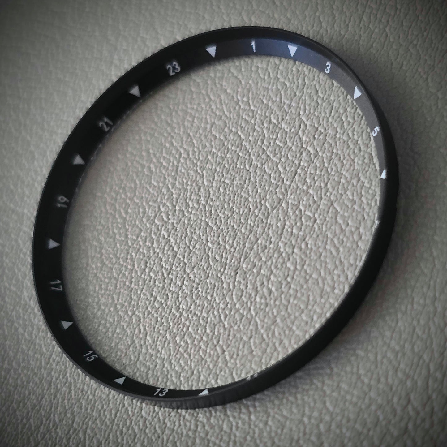 Angled GMT / Black + White