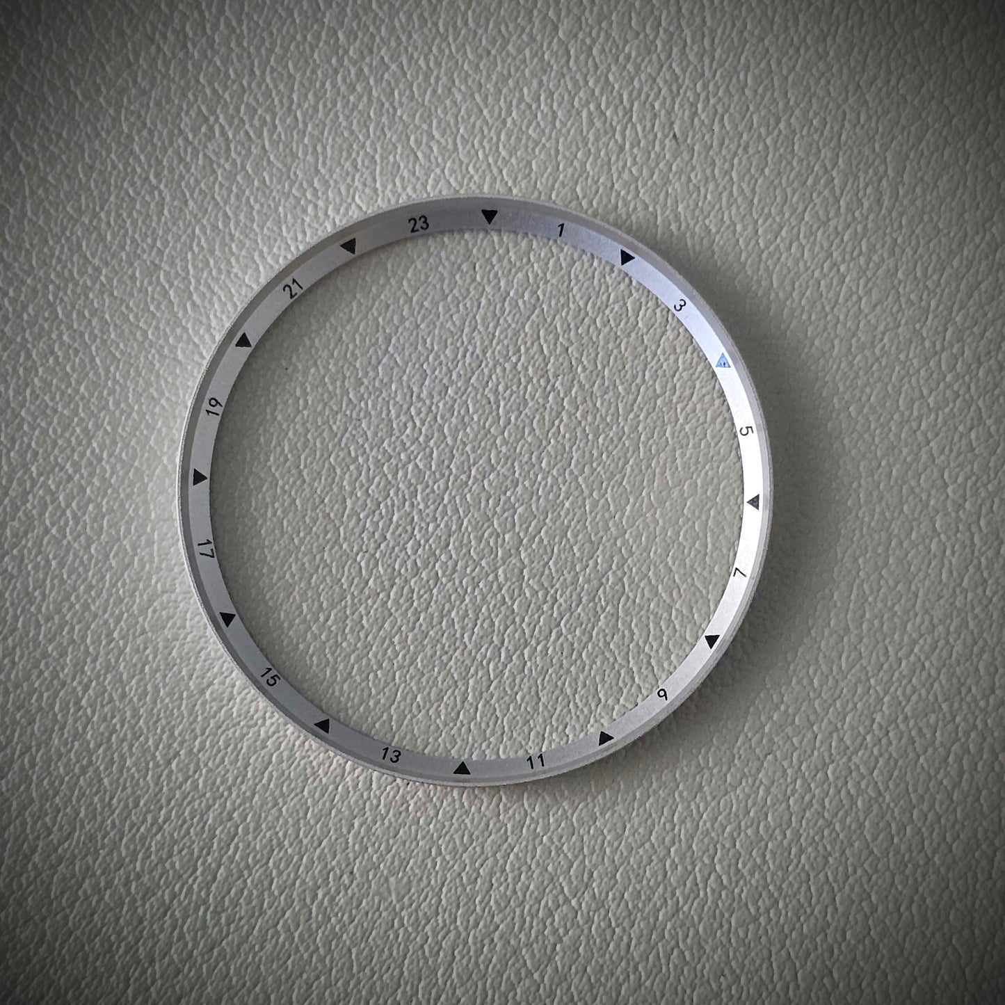 Angled GMT / Sand Blasted + Black