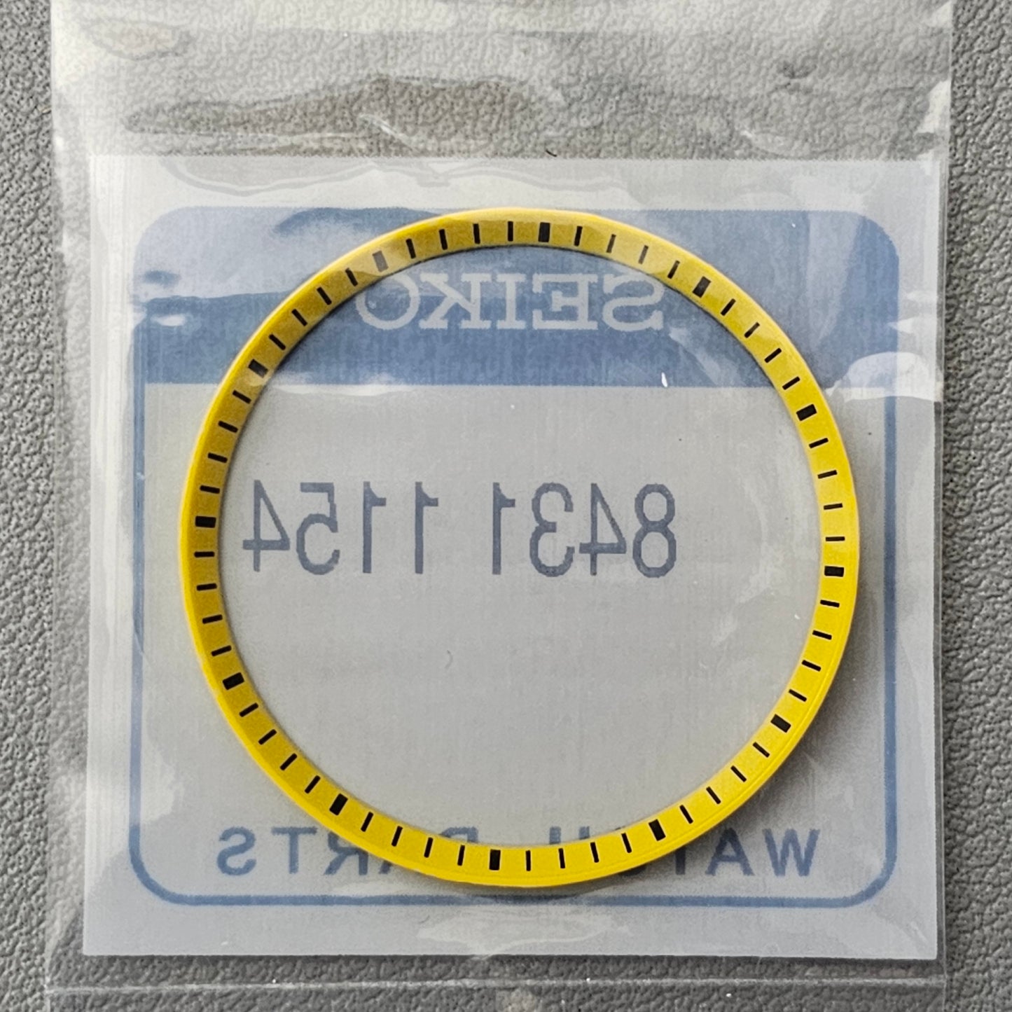 SEIKO OEM Chapter Ring SKXA35 / Yellow