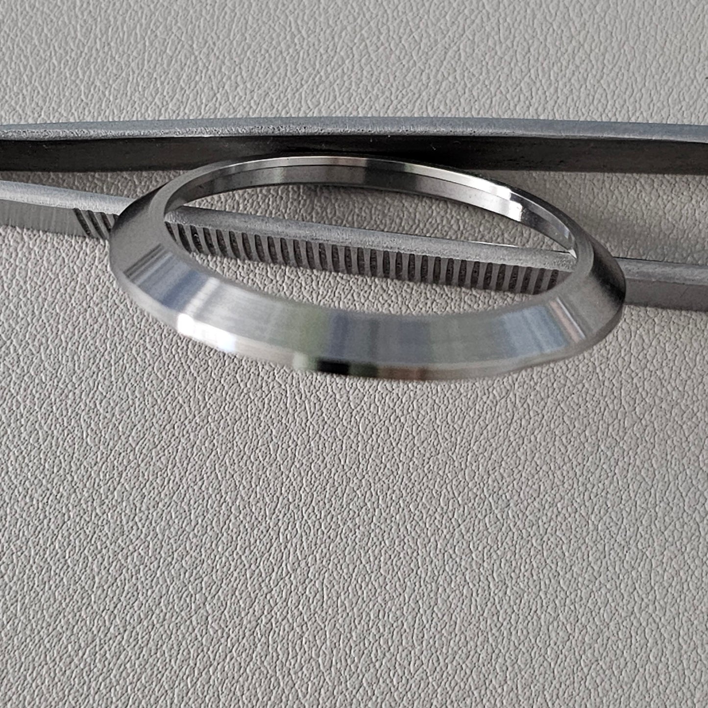 SLIM PILOT Bezel / Brushed