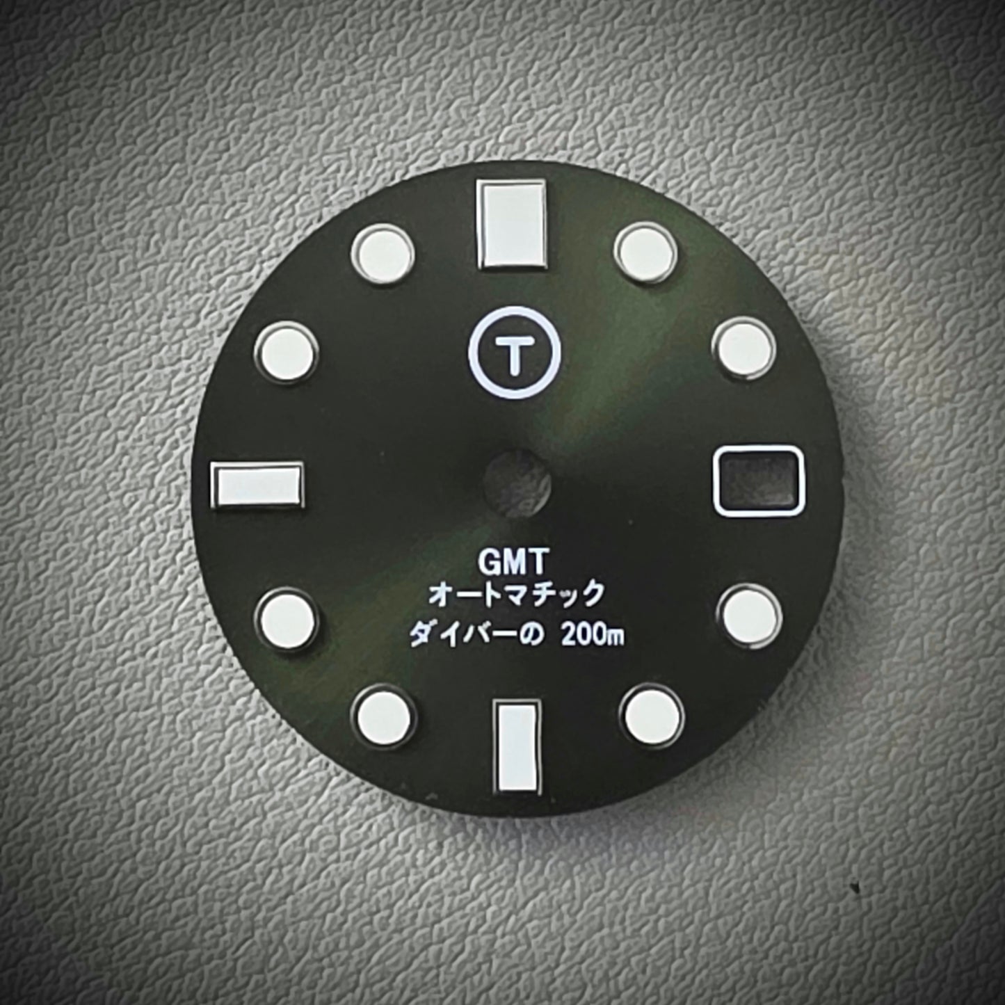 TYPE 5 プレミアム Army Green Sunburst GMT Date C3