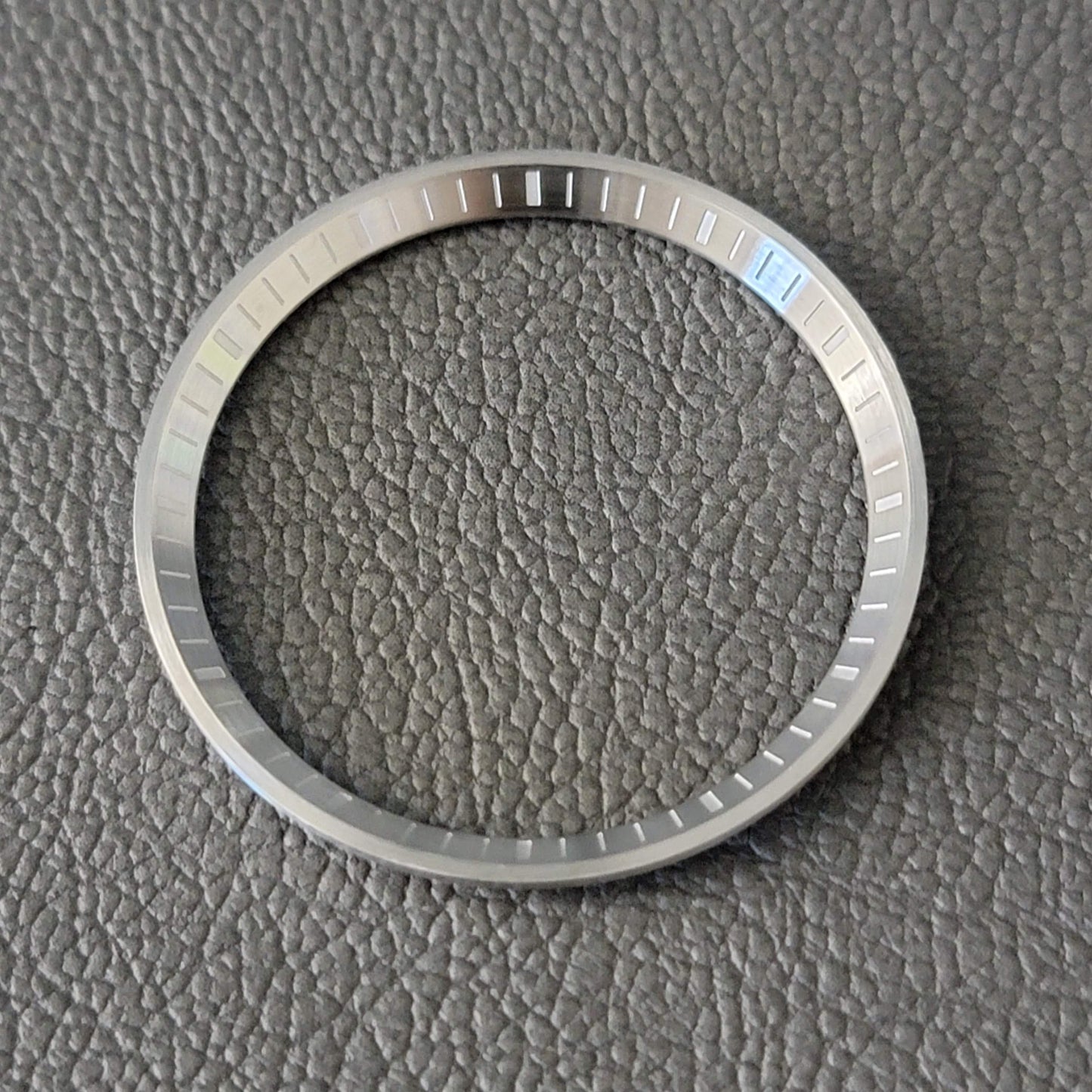 SRP777 Etched / Brushed