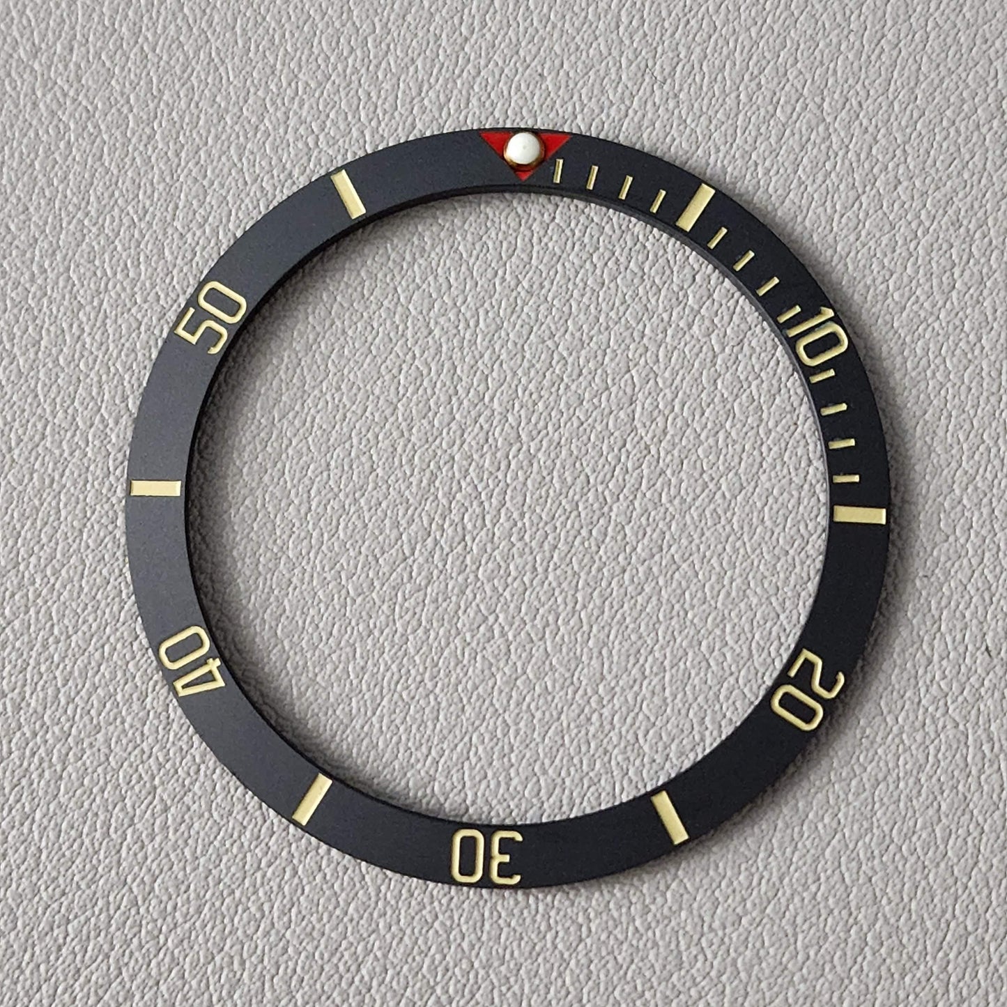 58 Red_Triangle_Black Matte Ceramic Sloped C3