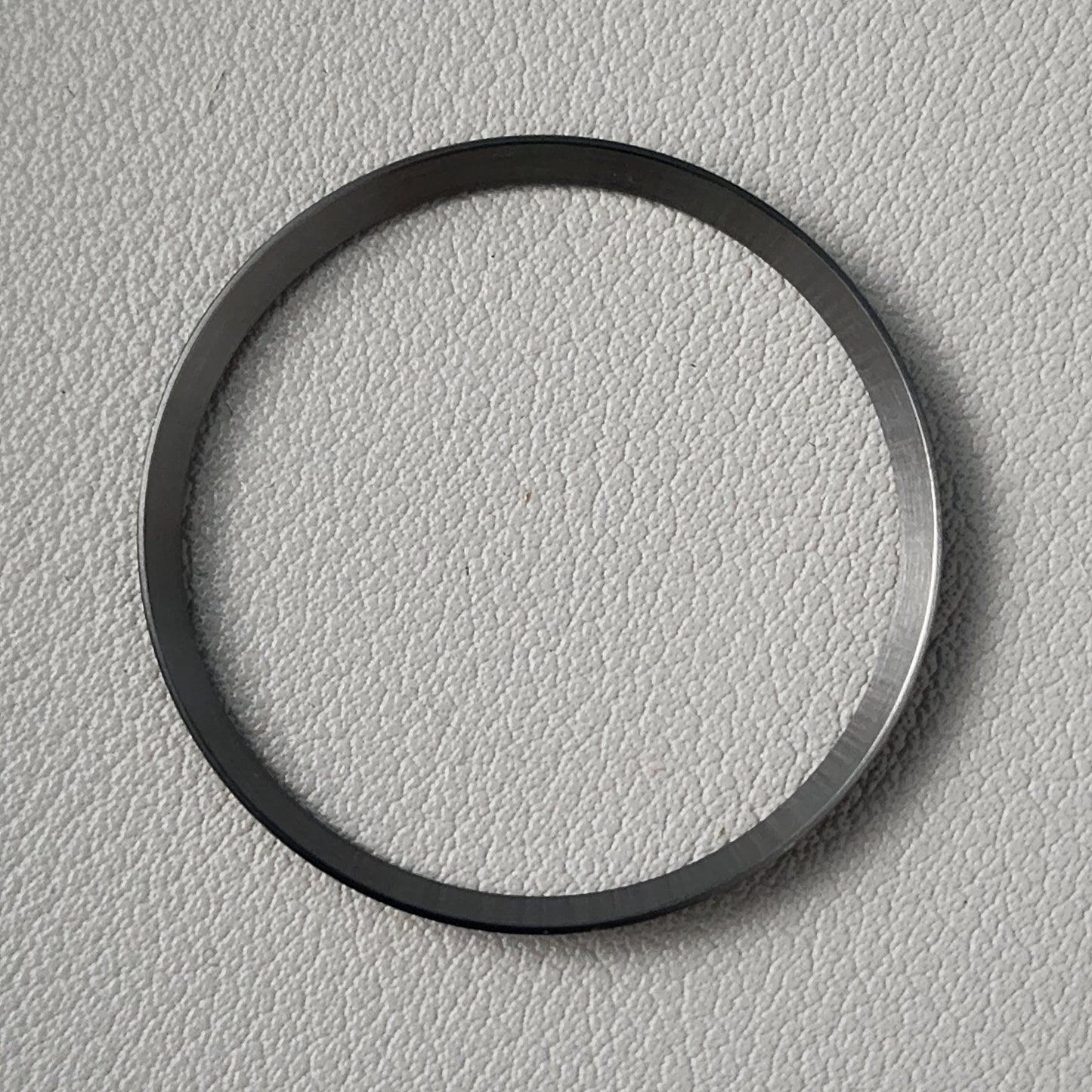 Plain / Gunmetal Brushed