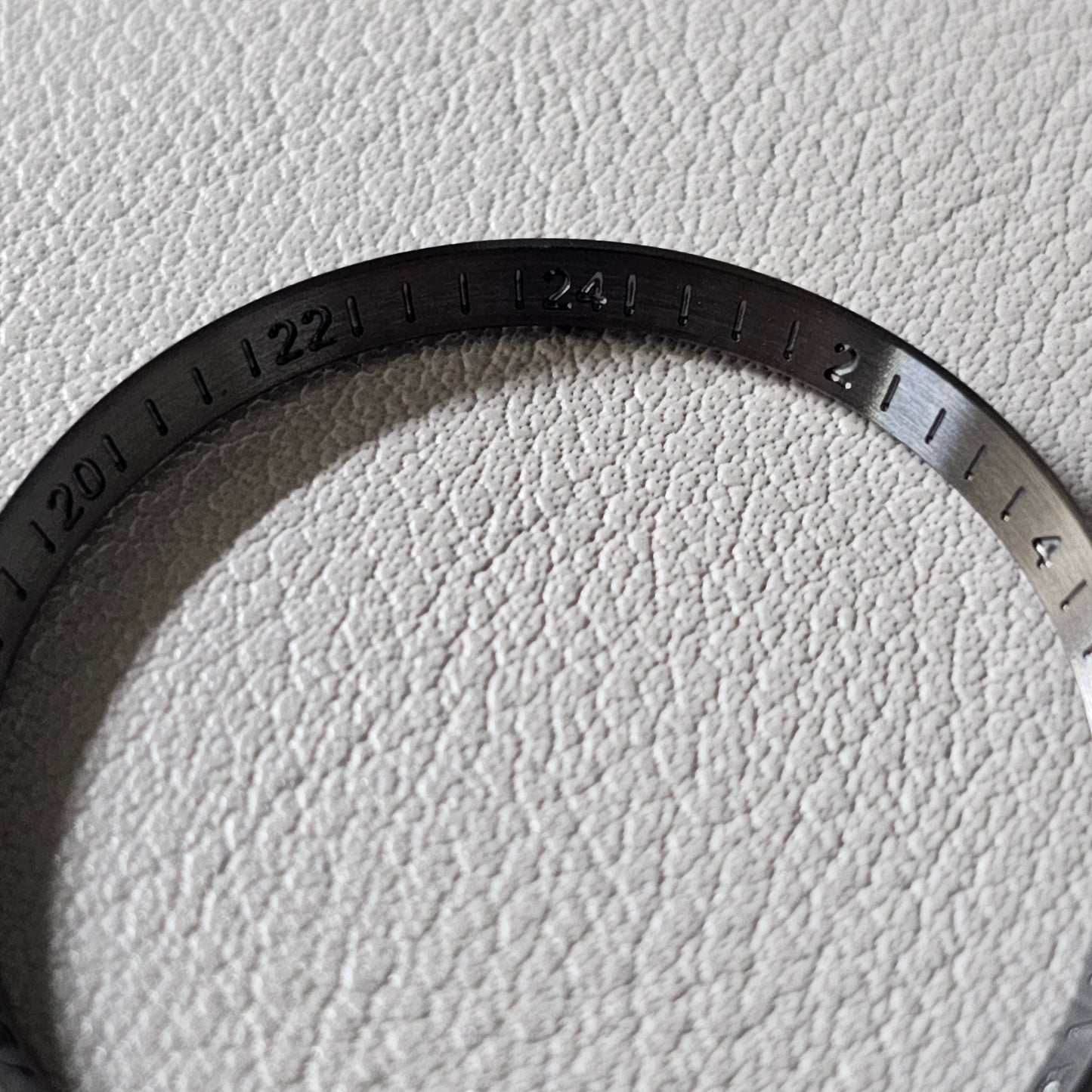 GMT / Gunmetal Brushed