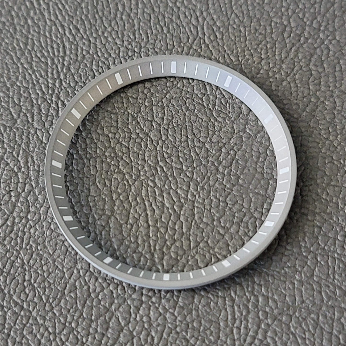 SRP777 Turtle Grey