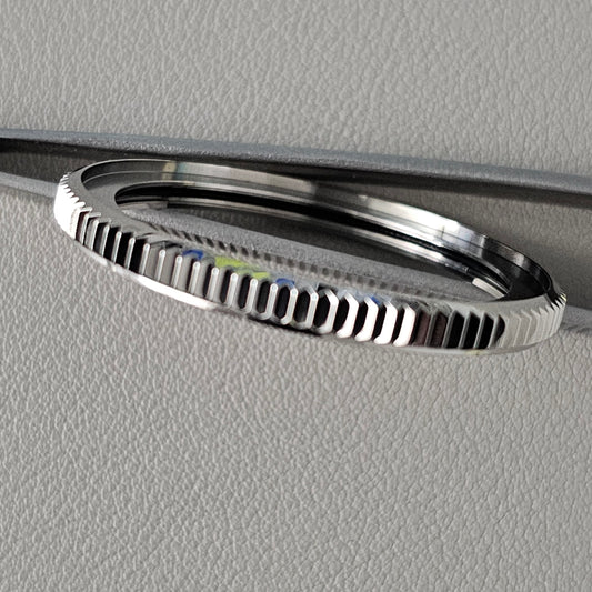 SHARP COIN EDGE Bezel / Polished
