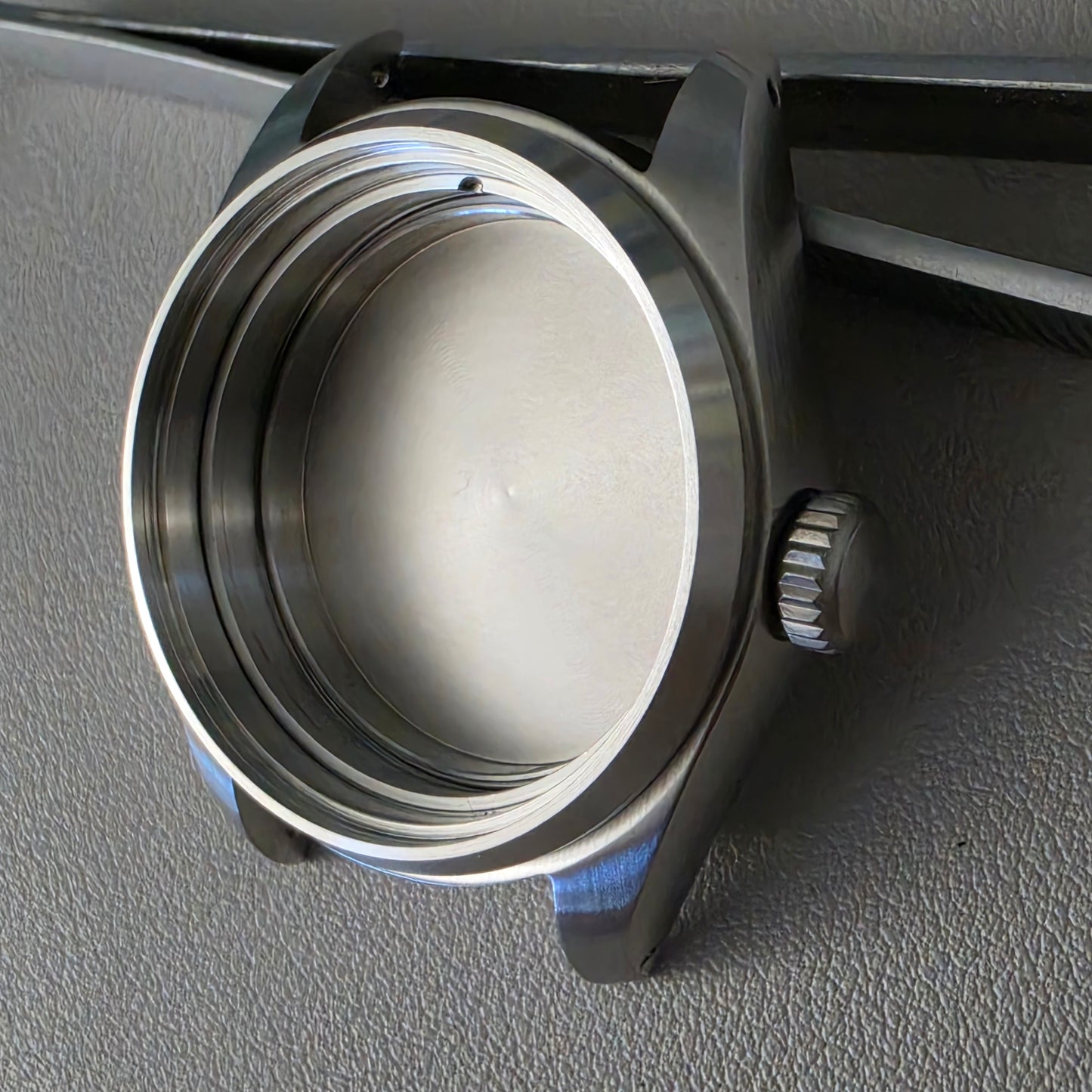 Case Exp 38mm V2 Brushed