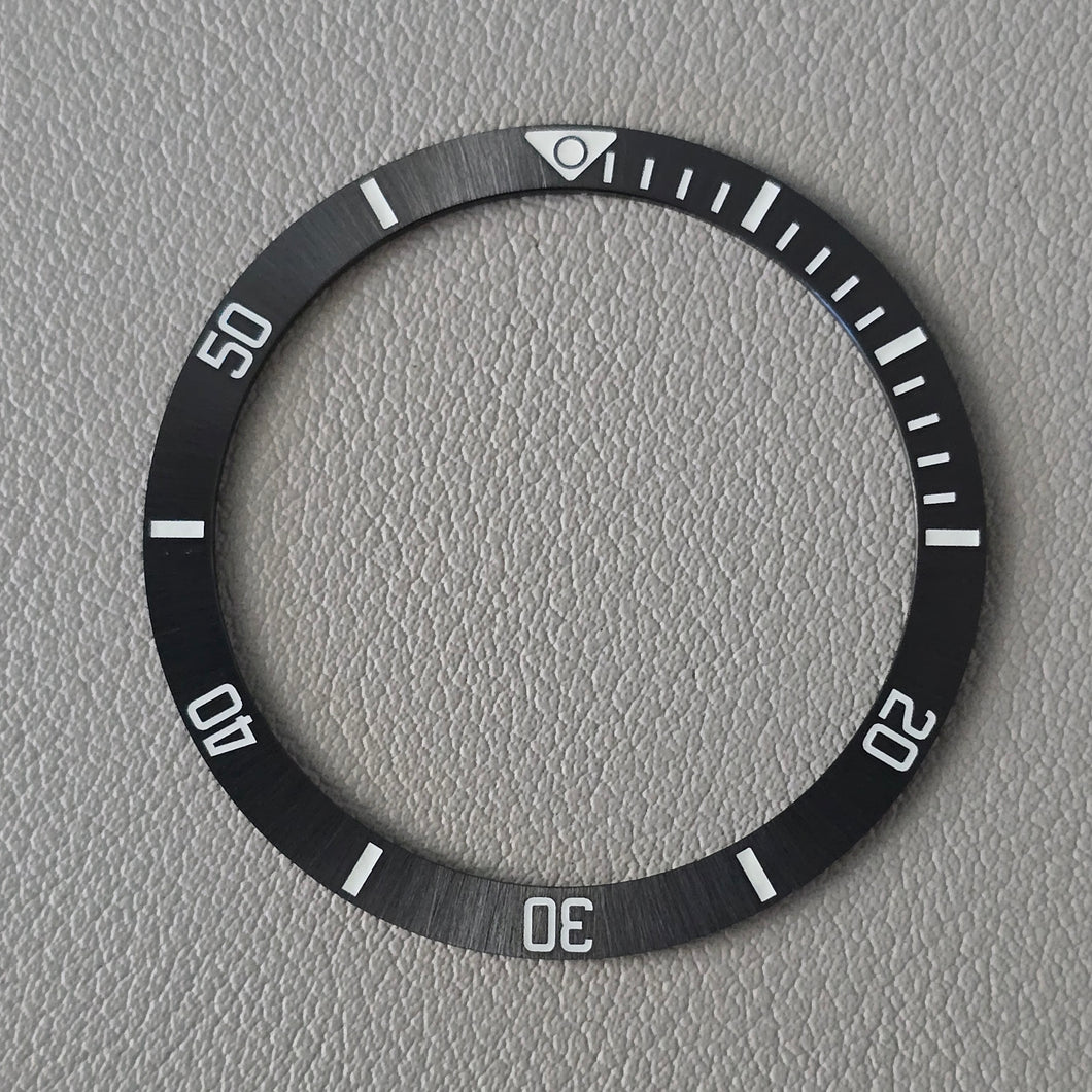 Bezel Insert SKX007 Ceramic C3 (P39 style) / Flat / Black Sunburst