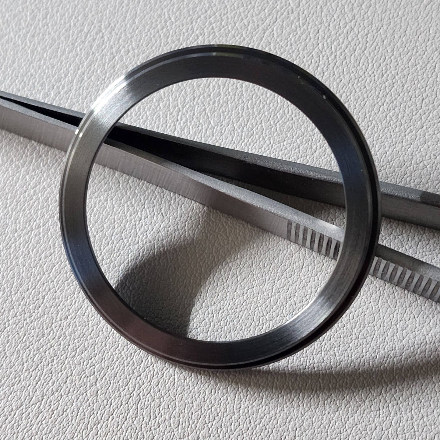 SLIM TWO STAGE Bezel / Gunmetal Brushed