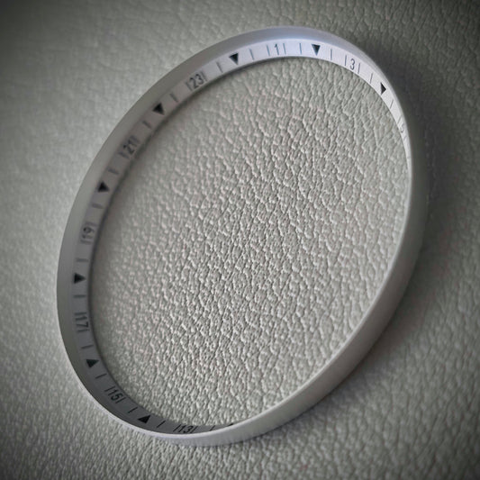 Angled GMT + MINUTE / Sand Blasted + Black