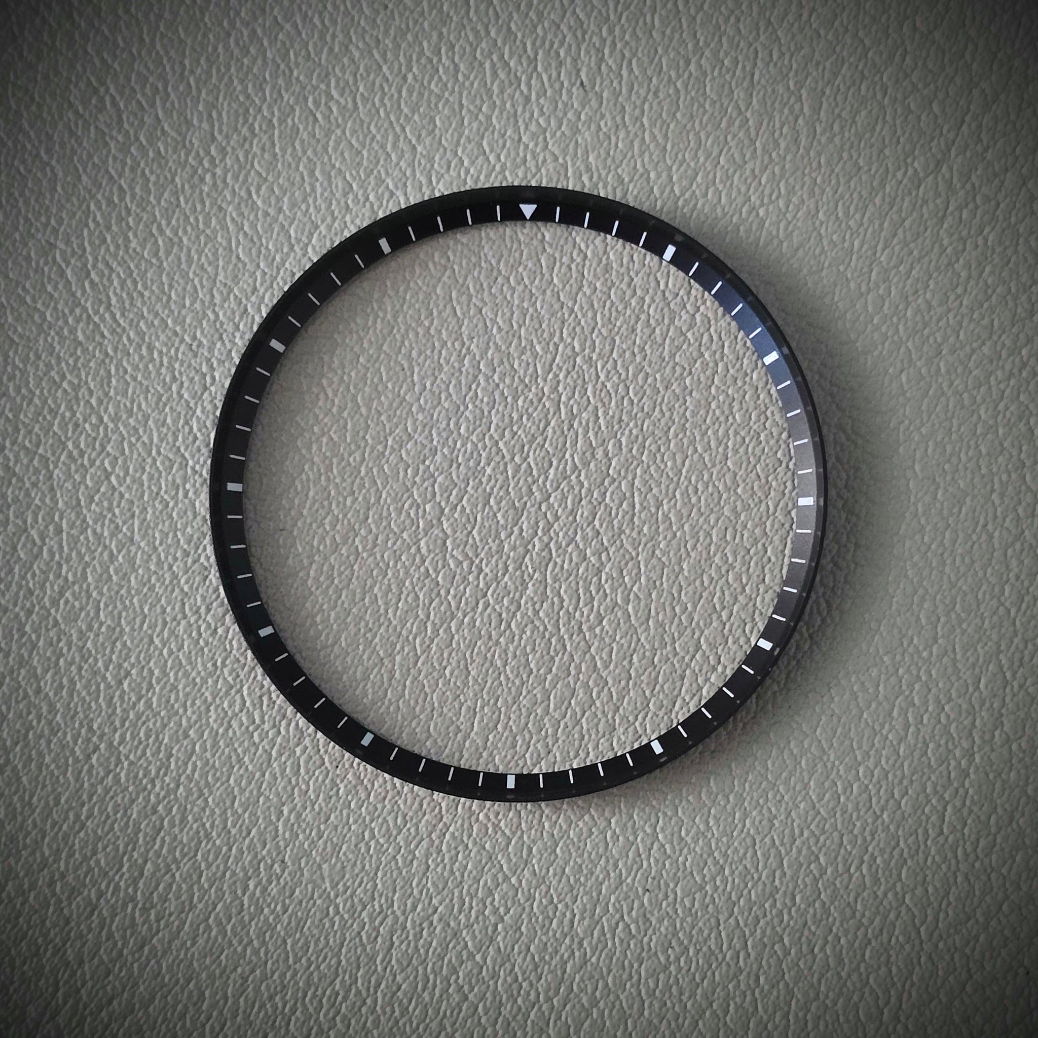 Chapter Ring SKX007 Angled MIN / Black + White – TOKEILAB.COM SEIKO MOD ...