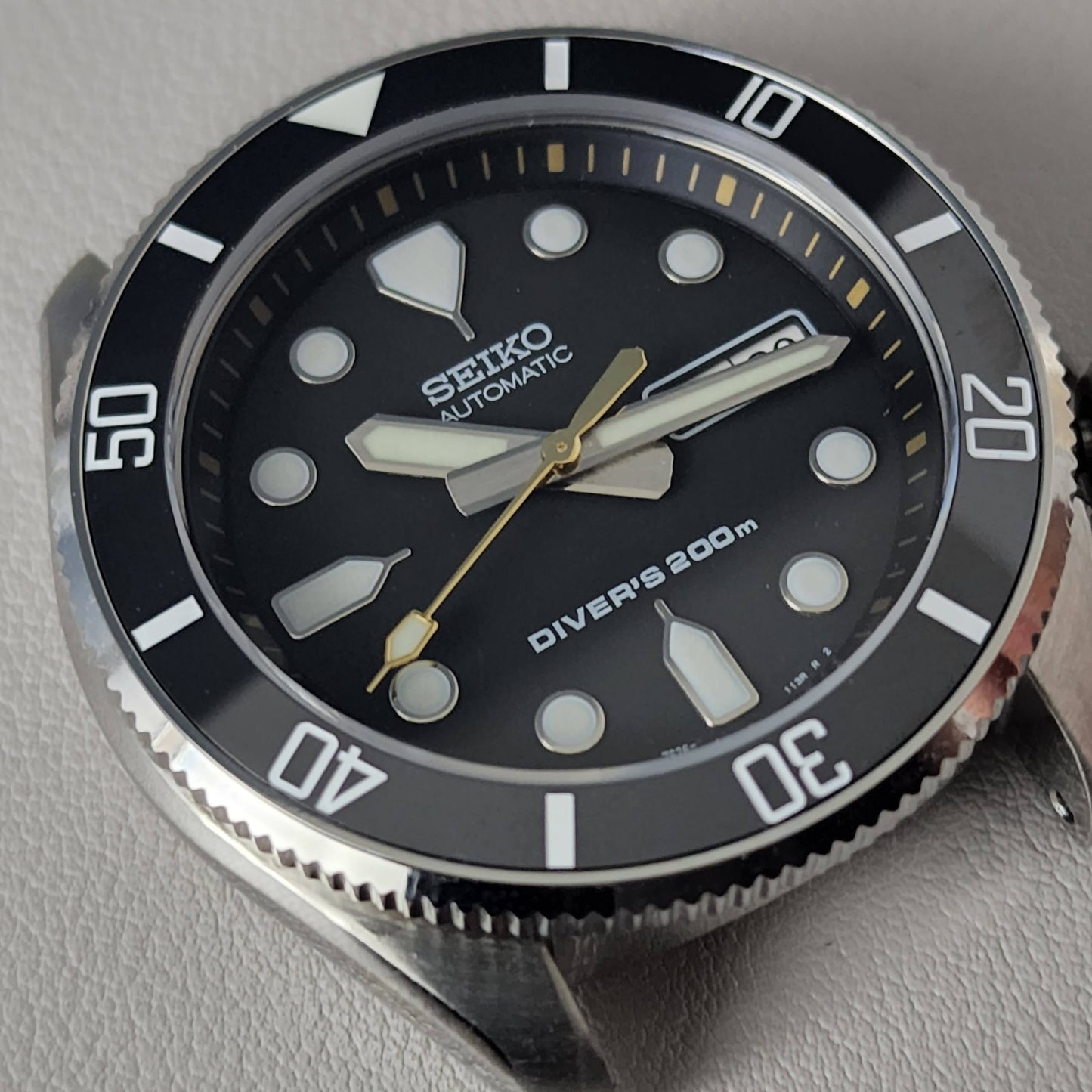 VINTAGE Black Ceramic Sloped C3