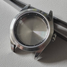 Load image into Gallery viewer, Case Exp 40mm Brushed (Black Min Chapter Ring) / Flat Sapphire
