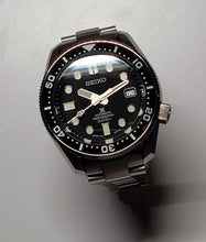 Load image into Gallery viewer, Case SKX007 MM300 Conversion

