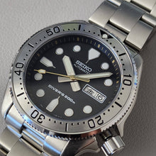 Load image into Gallery viewer, Bezel Insert SKX007 Steel Brushed C3 Low PIP / Sloped
