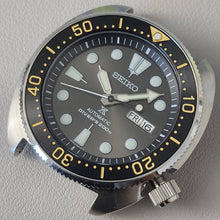 Load image into Gallery viewer, Bezel Insert SRP777 Turtle Steel Brushed C3 Low PIP / Flat / Black + Khaki fonts
