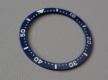 Load image into Gallery viewer, Bezel Insert SKX007 Ceramic BGW9 (MM300 style lume) / Sloped / Blue
